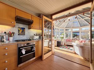 Photo 6- click for photo gallery